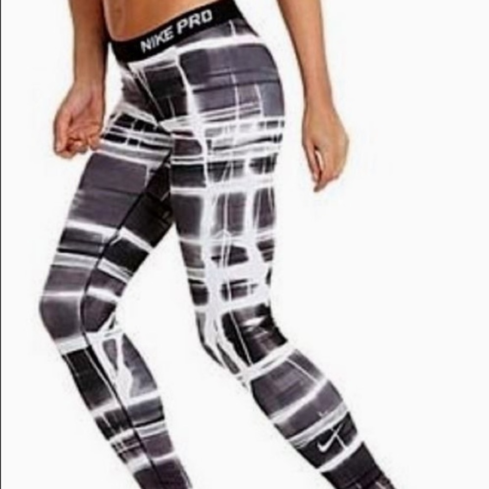 Nike Pro Full Length Legging